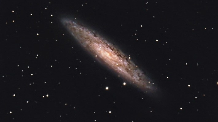 Kosmik Ensiklopediya: NGC 253 qalaktikasının heyrətamiz görüntüsü yayımlandı