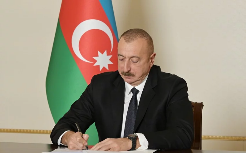 Bu il ali məktəblərə daxil olmuş bir qrup tələbəyə Prezident təqaüdü veriləcək - SİYAHI